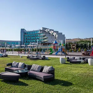 Ramada By Wyndham Otel Bakü